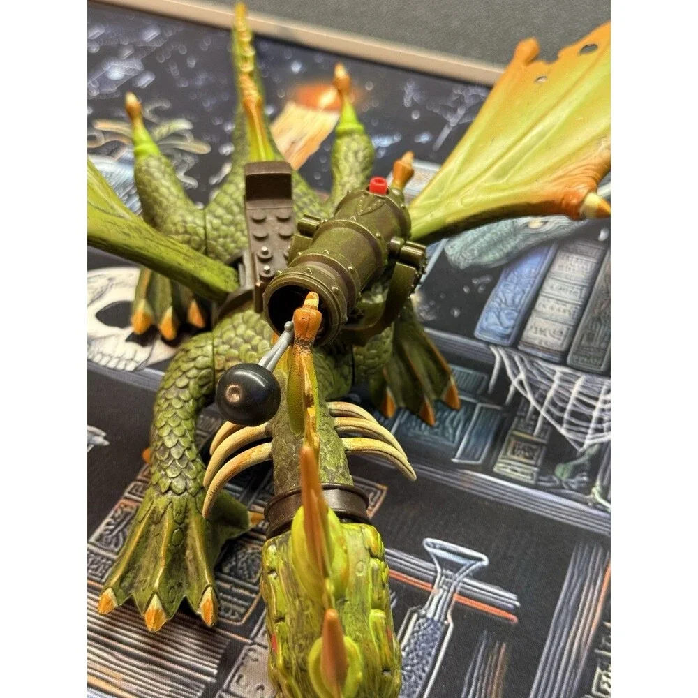 2003 Mega Bloks Krystal Wars Marader Cliff Dragon #9885 Green and Gold
